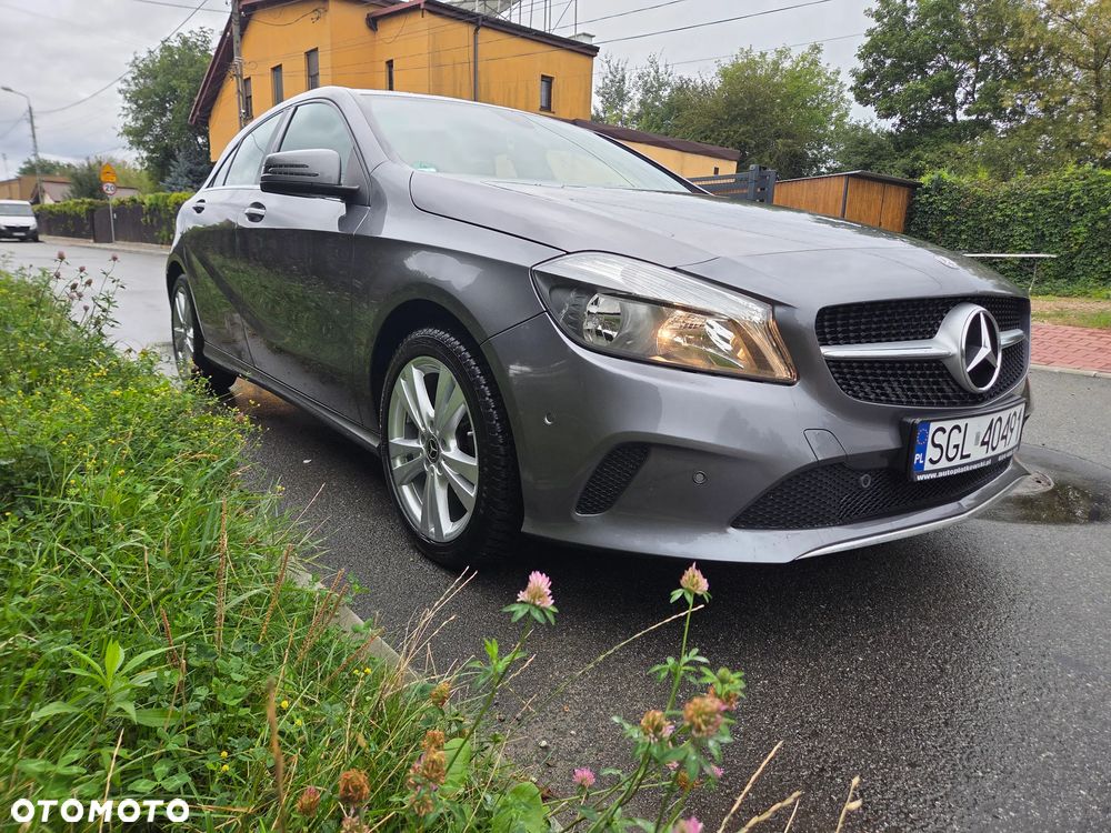 Mercedes-Benz Klasa A 200 (BlueEFFICIENCY) Style - 2