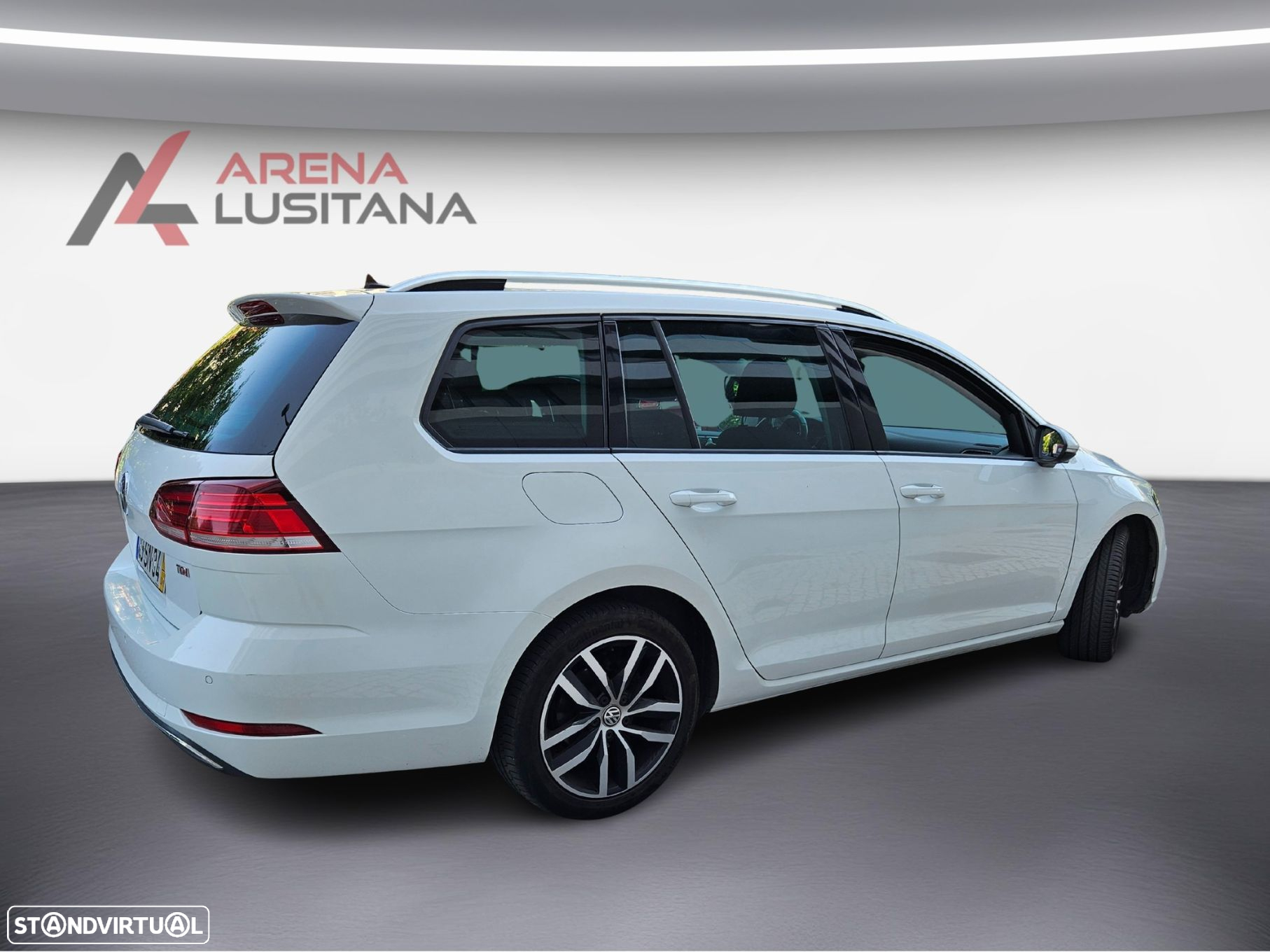 VW Golf Variant 1.6 TDi Confortline - 9