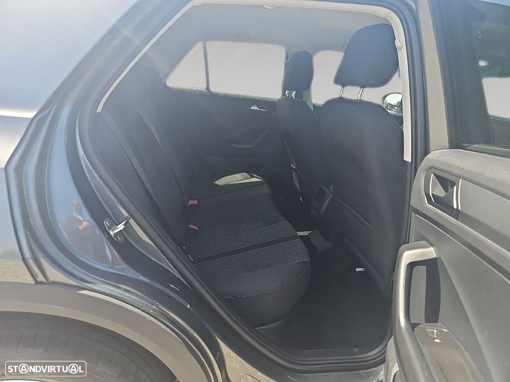 VW T-Roc 1.0 TSI Life - 17