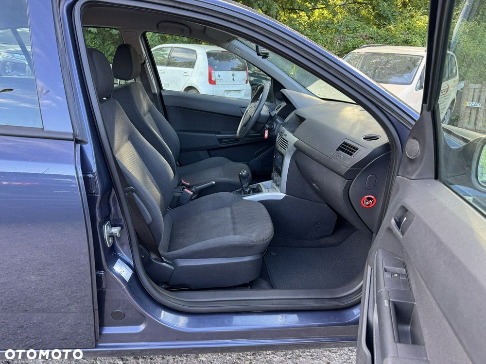 Opel Astra - 11