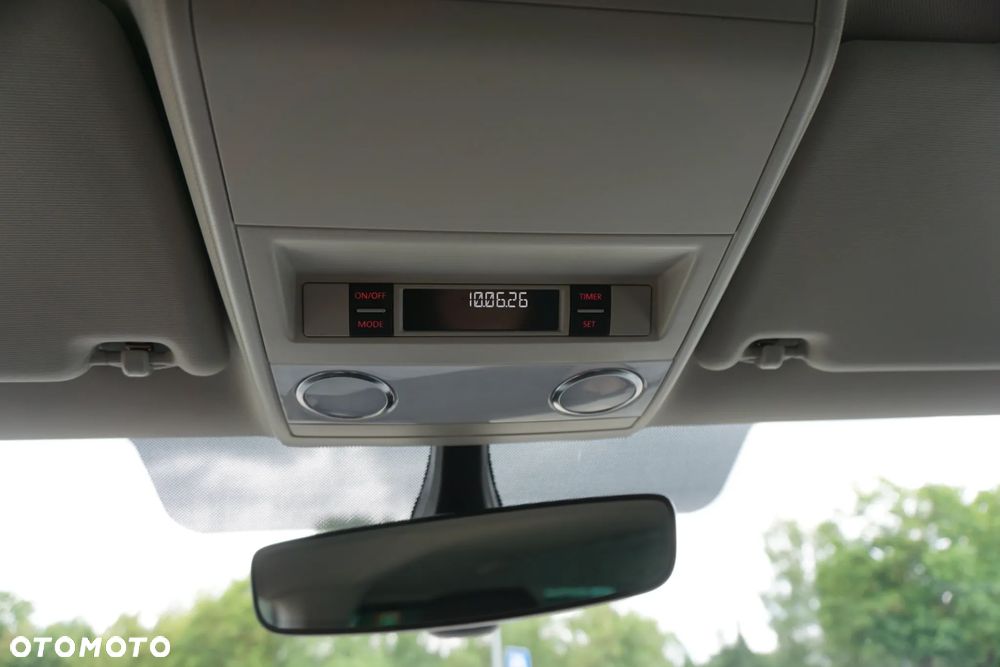 Volkswagen Multivan 2.0 TDI L2 Comfortline 4Motion DSG - 27