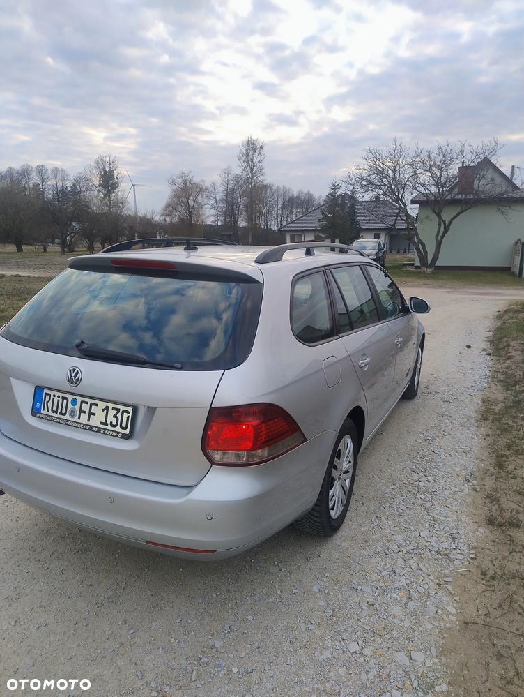 Volkswagen Golf 1.6 TDI BlueMotion Technology Cup - 11