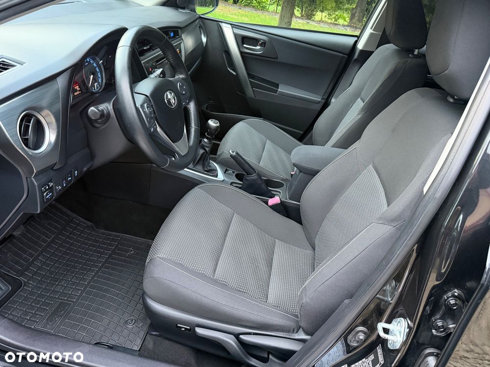 Toyota Auris 1.33 VVT-i Edition - 13