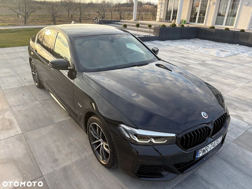 BMW Seria 5 530e xDrive - 11