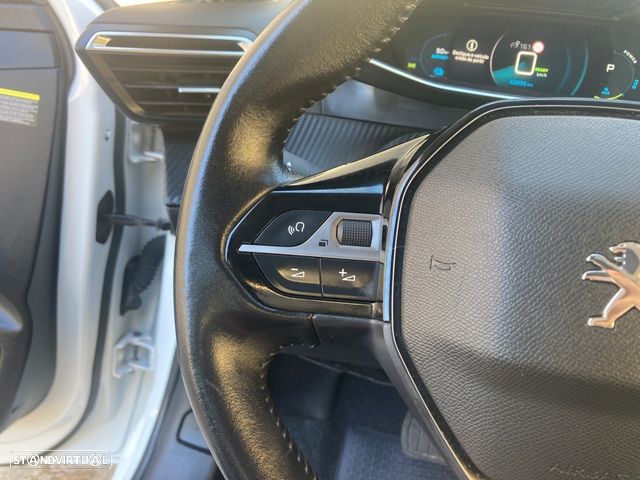 Peugeot e-208 Active Pack - 20