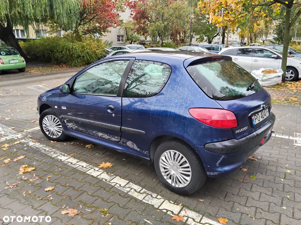 Peugeot 206 2002 photo 3