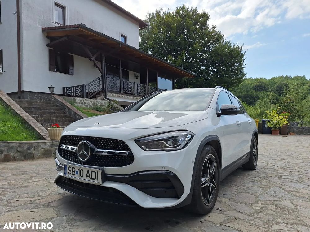 Mercedes-Benz GLA 220 d 4MATIC 8G-DCT AMG Line - 3