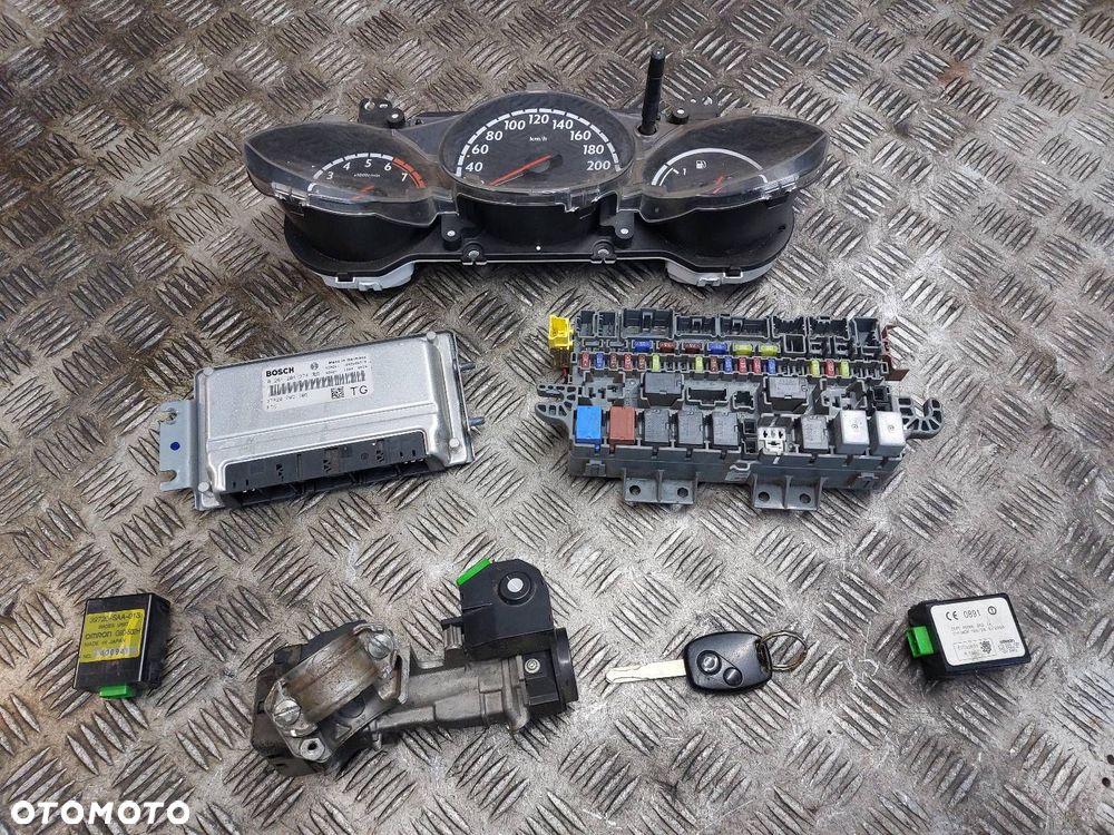 ZESTAW STARTOWY HONDA JAZZ II 1.2 8V 37820-PWD-G05 0261208374 39720-SAA-013 - 1