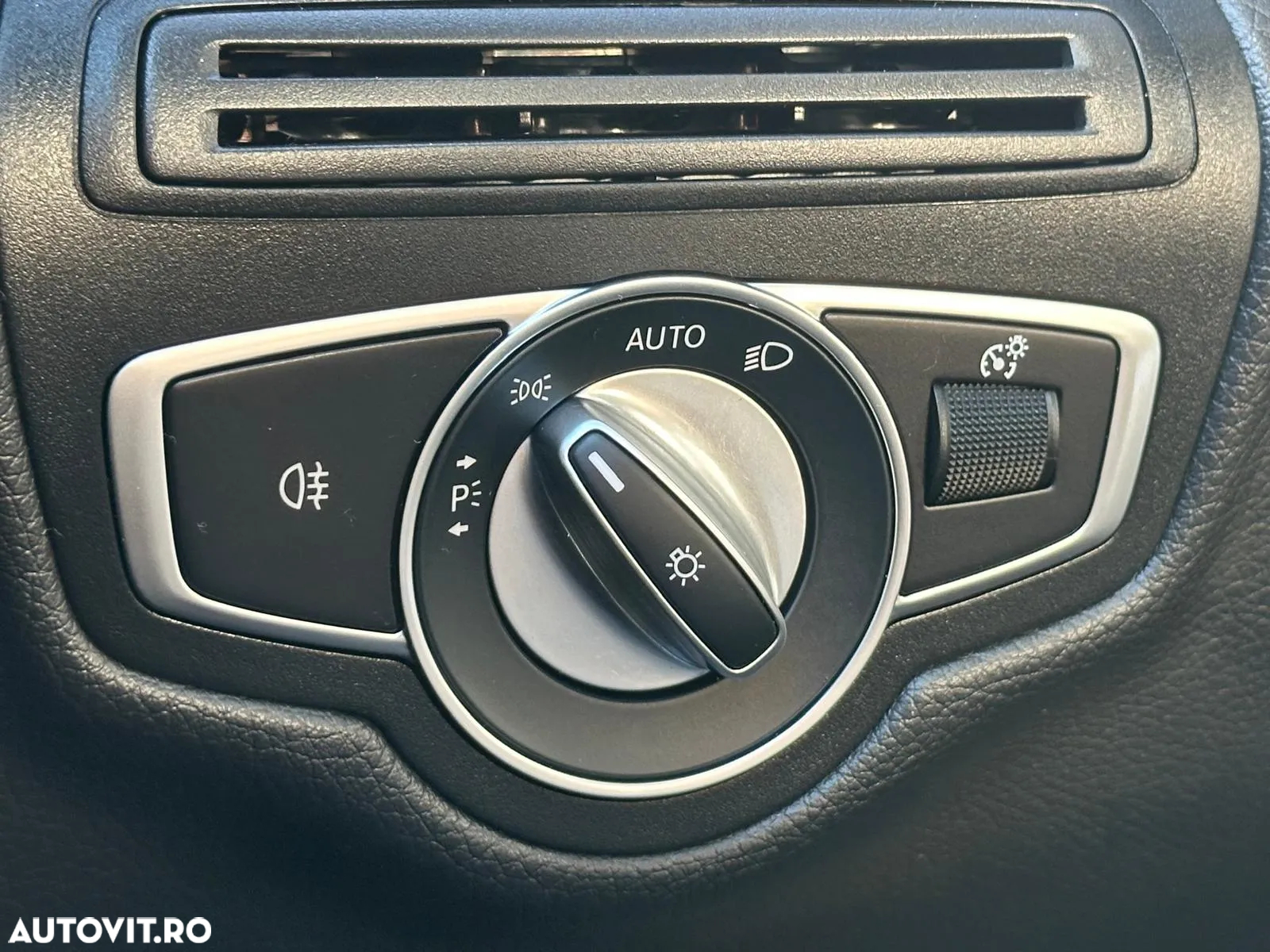 Mercedes-Benz GLC 200 4MATIC MHEV - 35