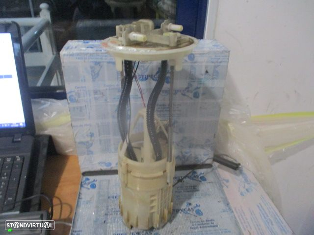 Bomba Combustivel 8200096476B RENAULT MASTER 2002 2.2DCI 90CV 2P BRANCO DIESEL - 2