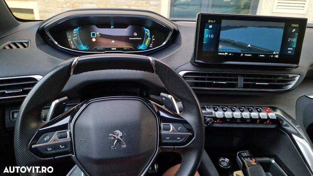 Peugeot 3008 Plug-In Hybrid 225 e-EAT8 GT - 16