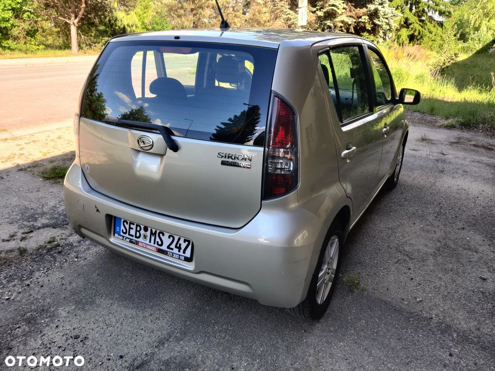 Daihatsu Sirion 1.3 Top S - 5