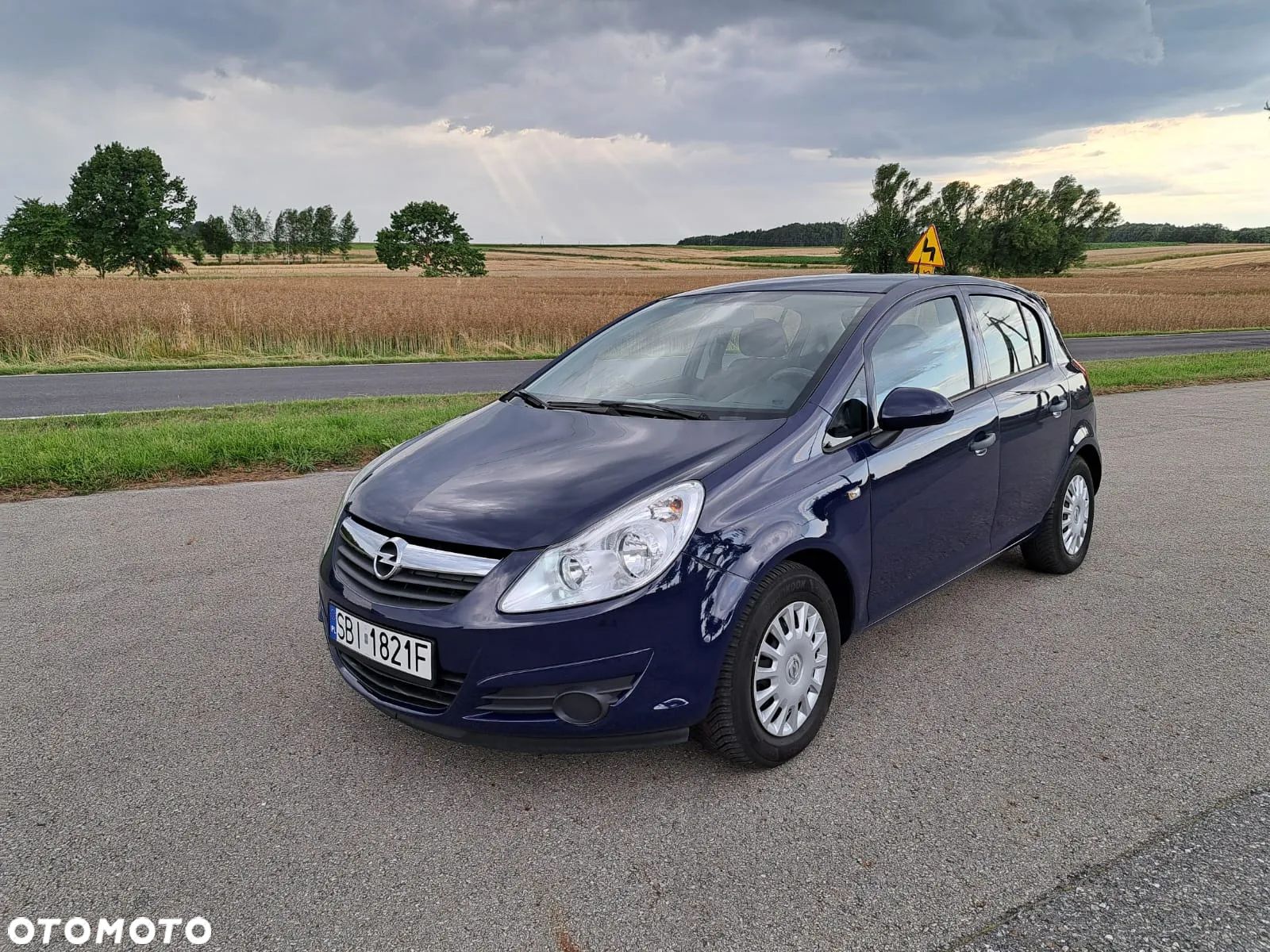 Opel Corsa 1.2 16V Essentia - 1