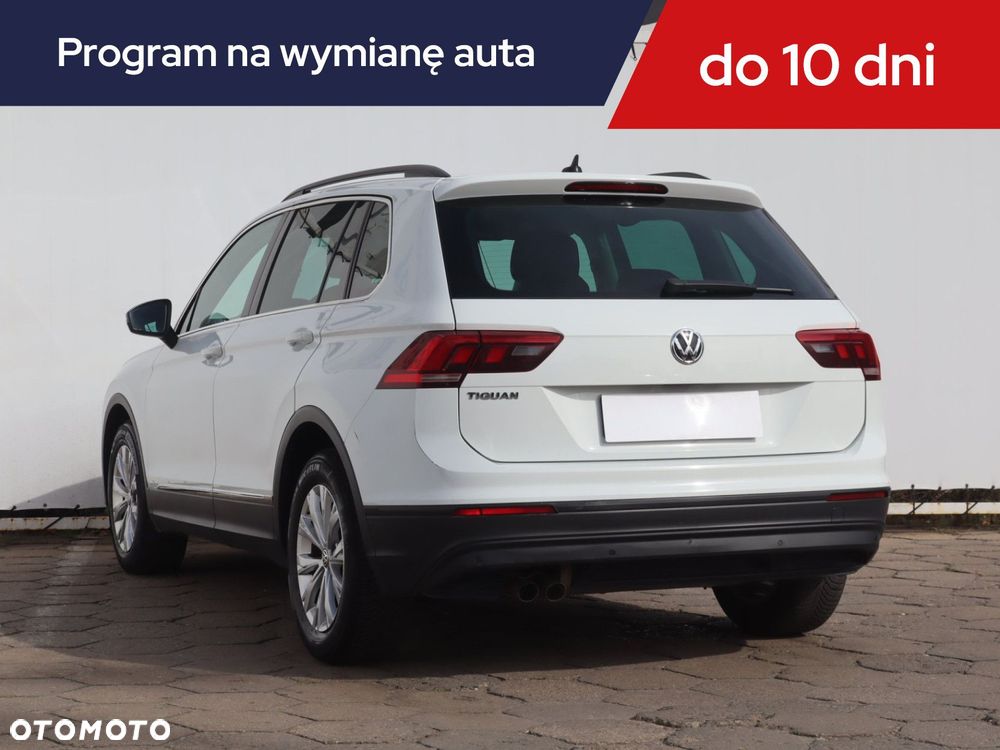 Volkswagen Tiguan - 6