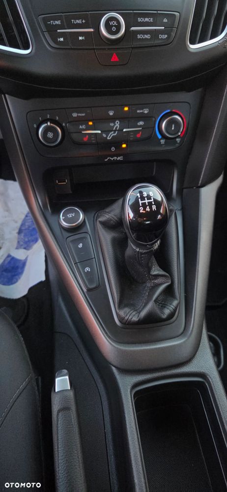 Ford Focus - 27