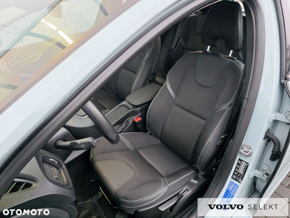 Volvo V40 - 13