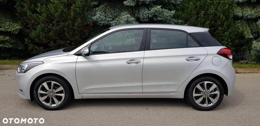 Hyundai i20 1.2 Passion Plus - 6