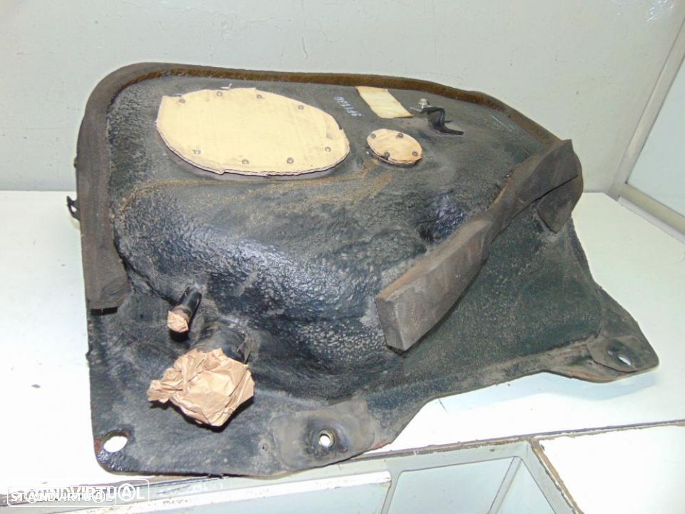 Mazda MX5 1º modelo NA depósito combustível - 2