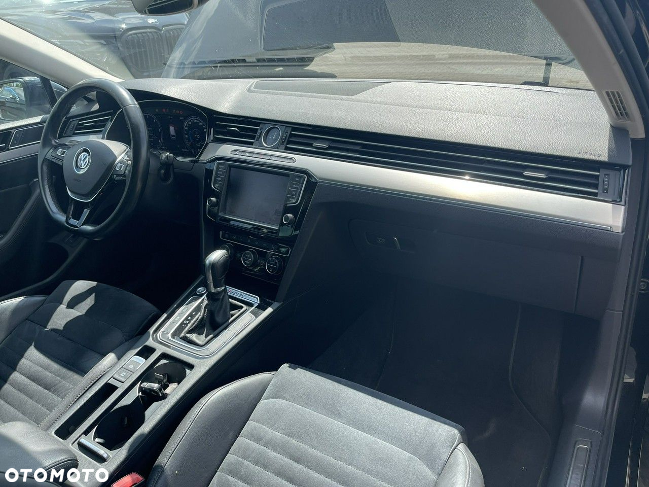 Volkswagen Passat Variant 2.0 TDI SCR 4Motion DSG (BMT) Highline - 10