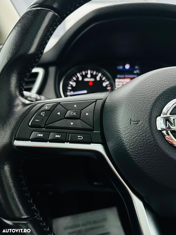 Nissan Qashqai 1.3 DIG-T TEKNA - 31