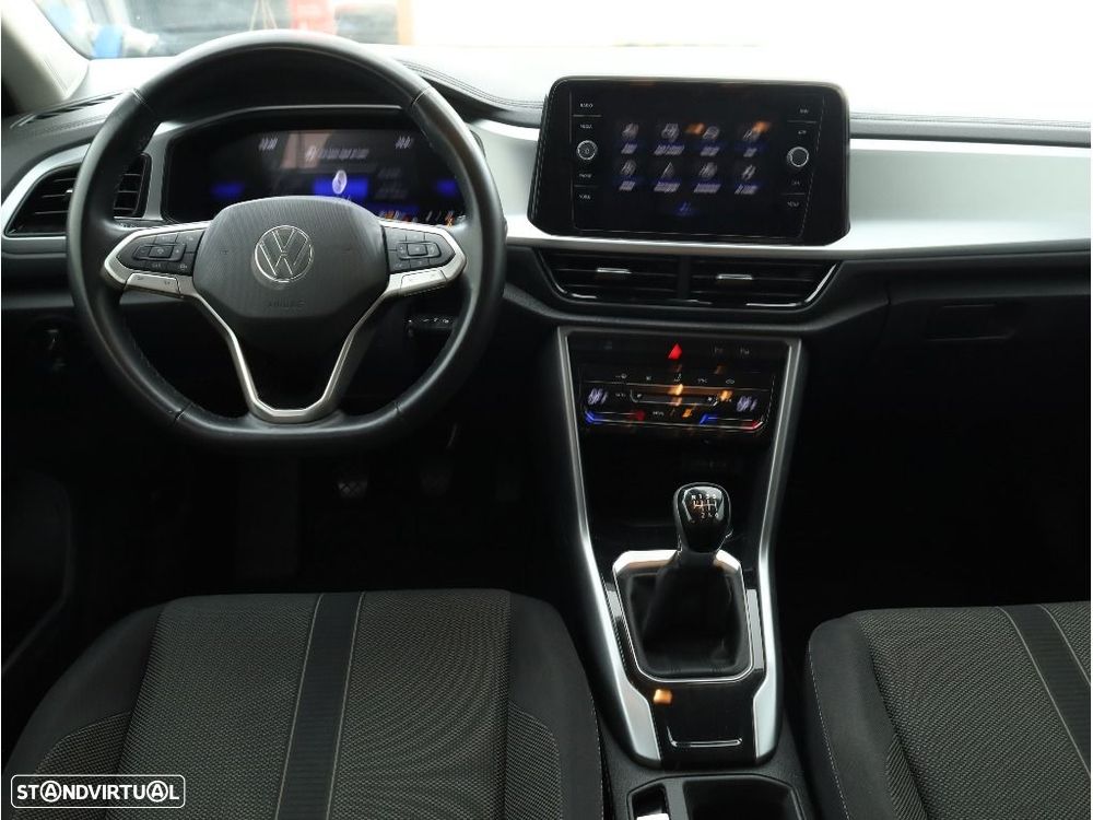 VW T-Roc 1.0 TSI Urban - 18