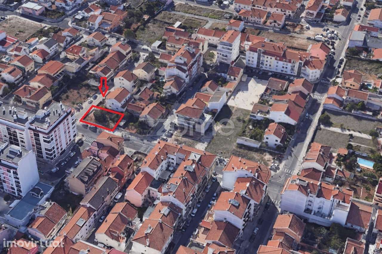 Terreno p/ construção - 4 fogos + parqueamento - Casal de Cambra - Grande imagem: 2/6