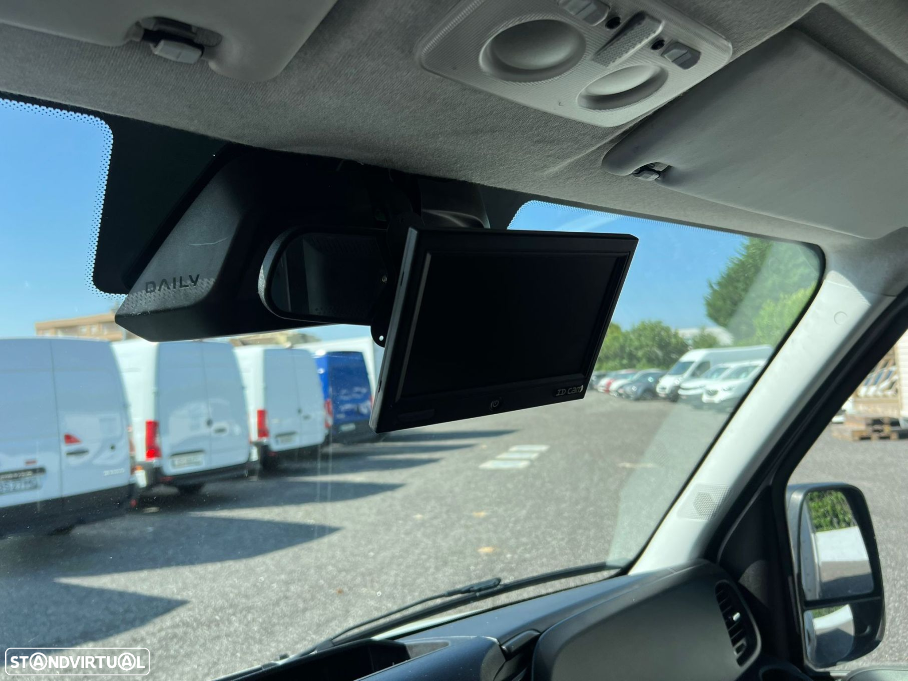 Iveco Daily 35-160 3 LUGARES - 32