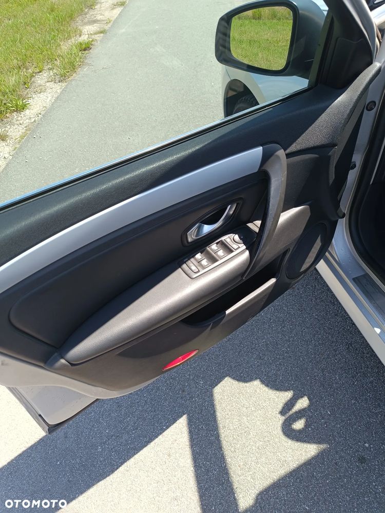 Renault Laguna 2.0 Authentique - 13