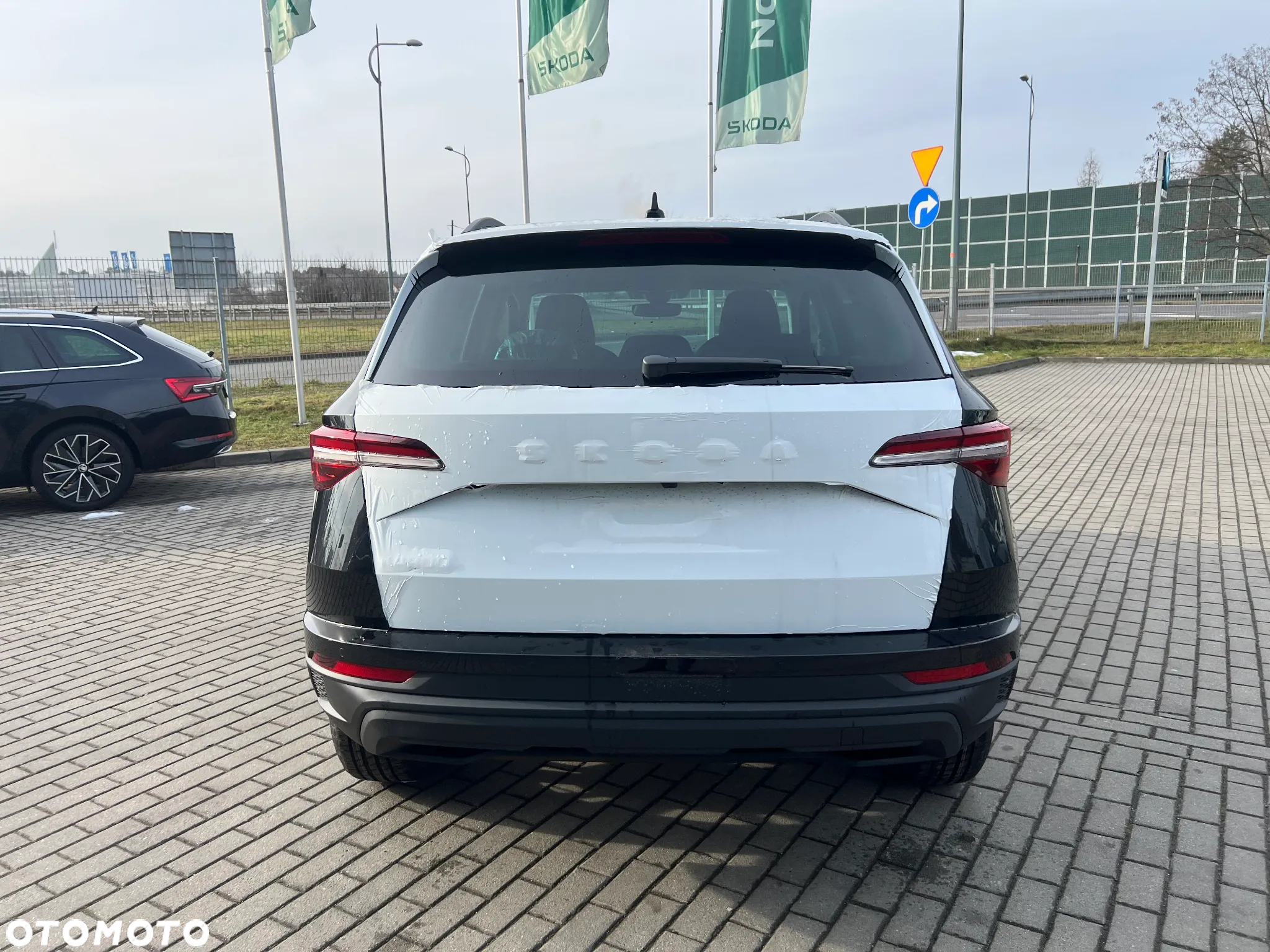 Skoda Karoq 1.5 TSI ACT Selection DSG - 7