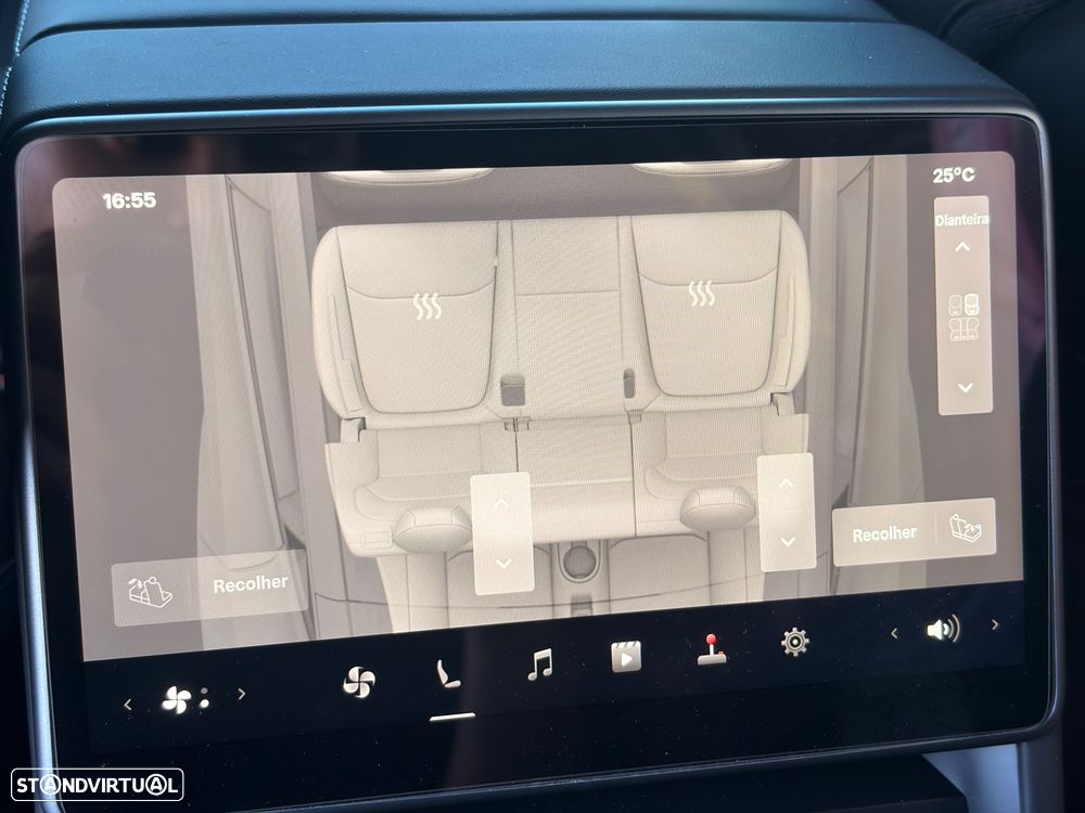 Tesla Model Y Long Range Tração Integral - 21
