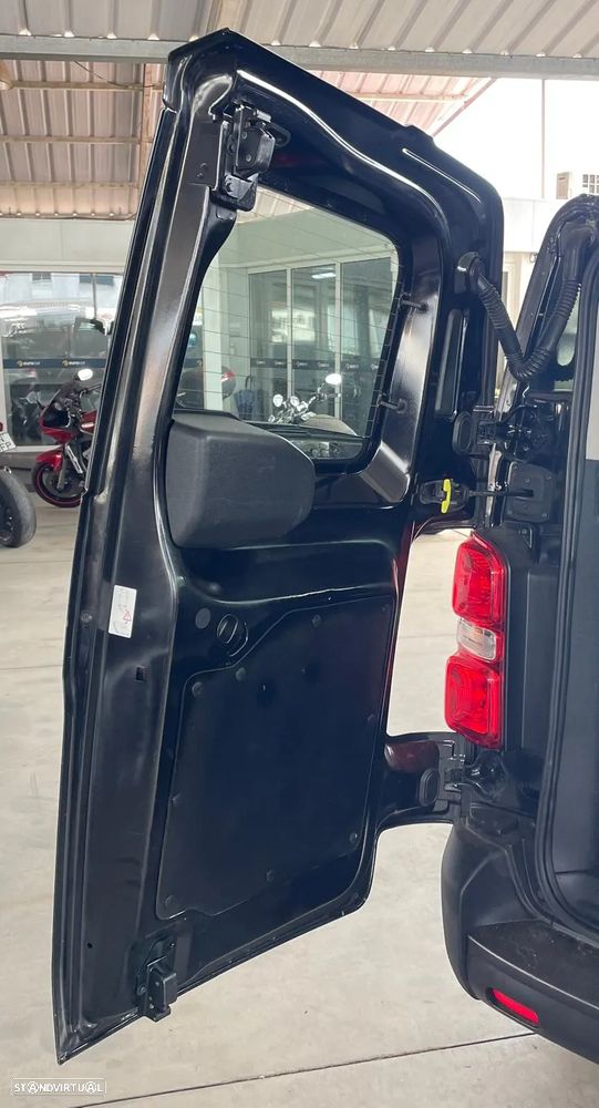 Toyota Proace Verso 1.5 D-4D L2 1.2T Comfort 9L PDL - 29