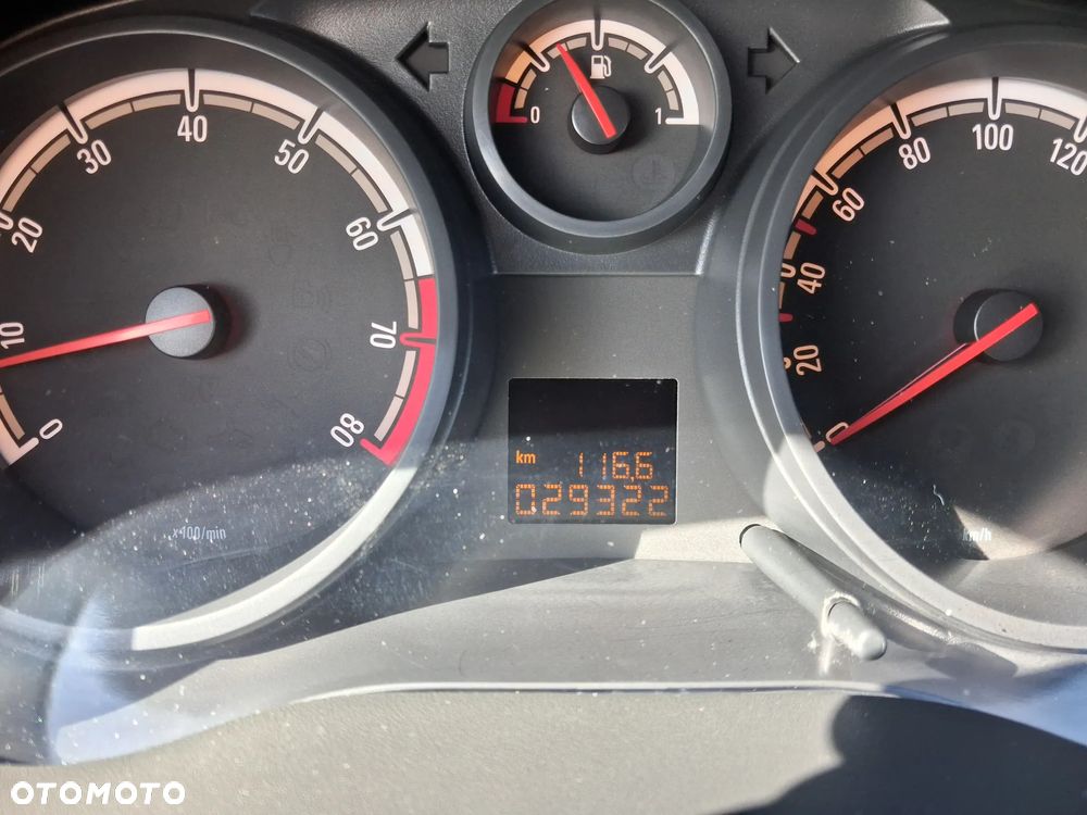 Opel Corsa 1.2 16V Edition / Active - 15