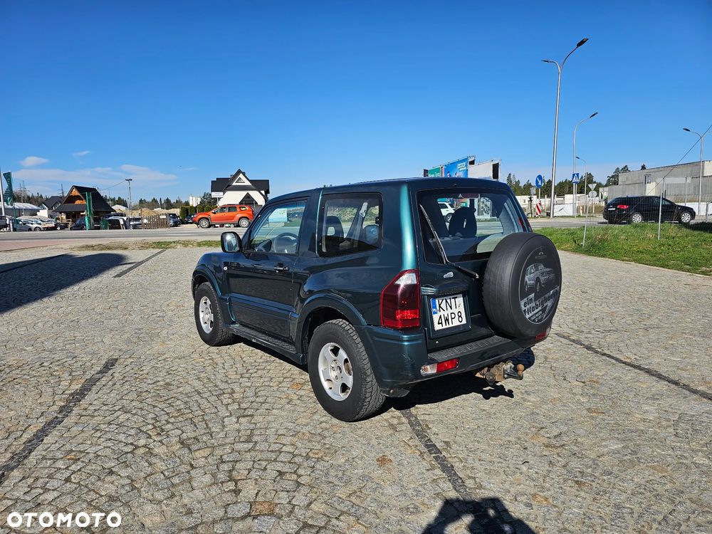 Mitsubishi Pajero - 7