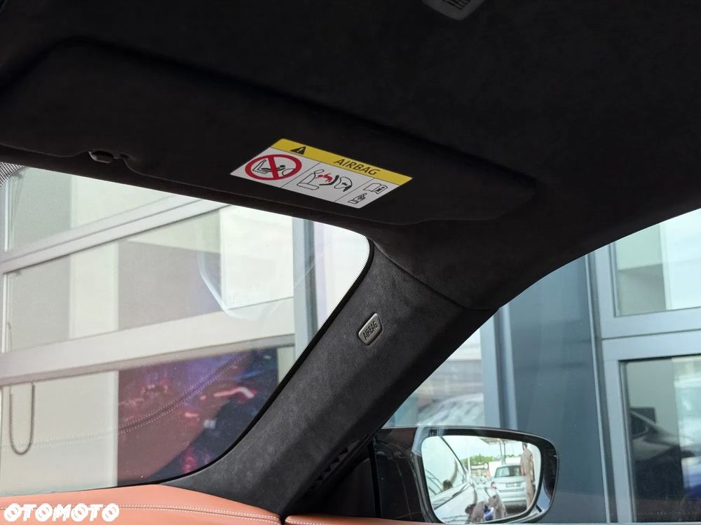 BMW Seria 8 M850i xDrive - 31