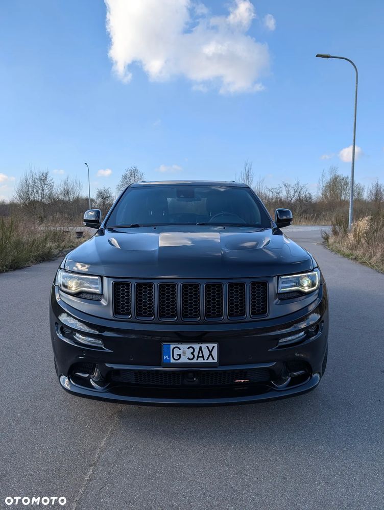 Jeep Grand Cherokee SRT - 2