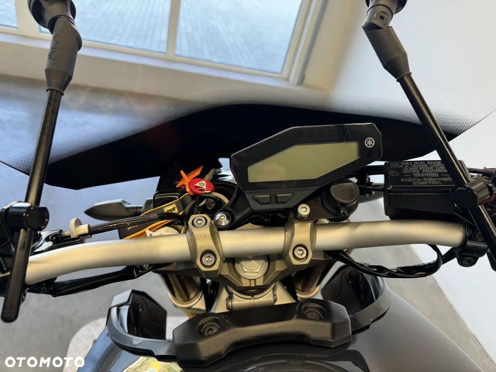 Yamaha MT - 31