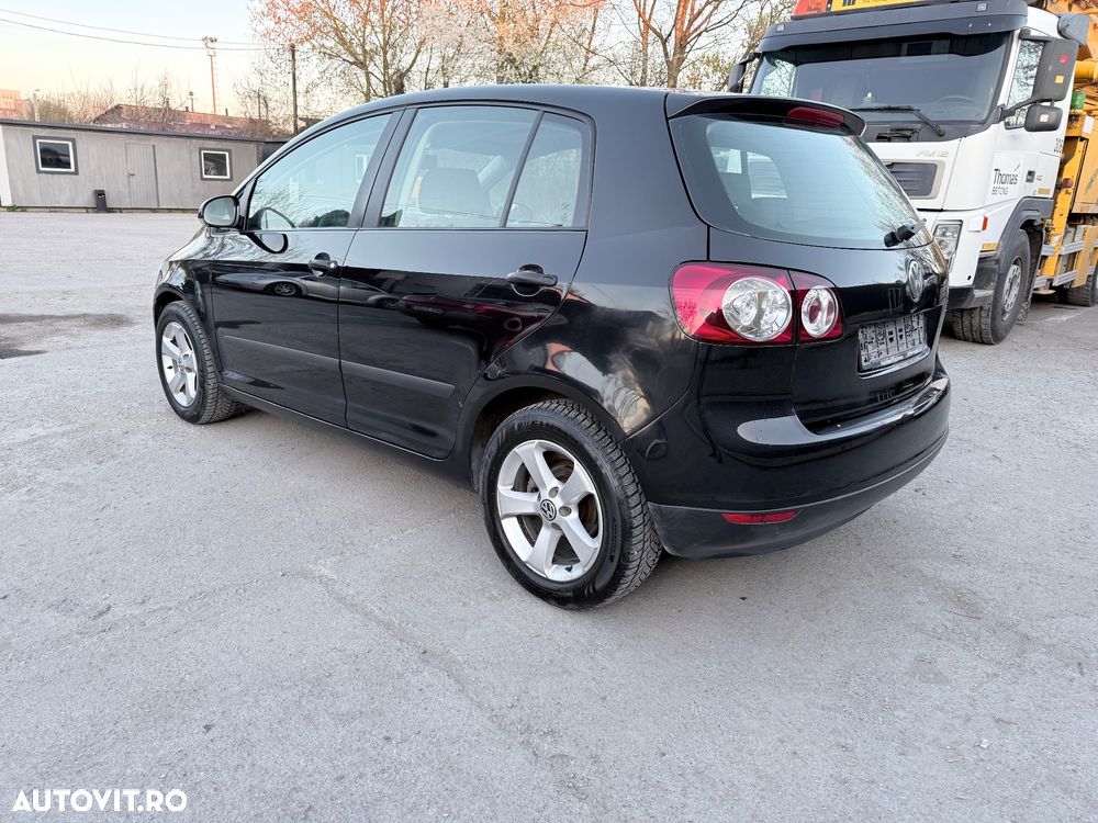 Volkswagen Golf 1.6 Comfortline - 10