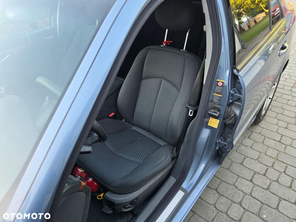 Mercedes-Benz Klasa E - 29