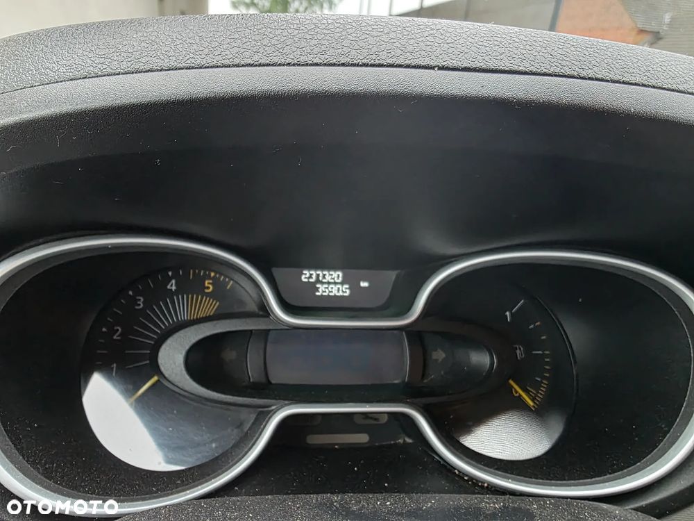 Renault Trafic - 26