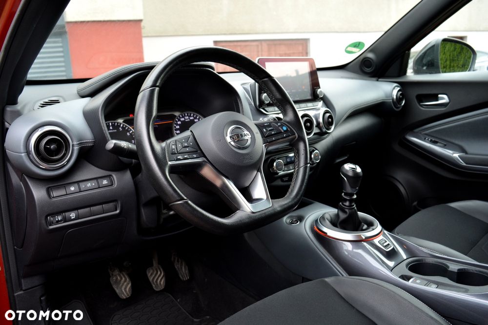Nissan Juke 1.0 DIG-T Tekna - 9