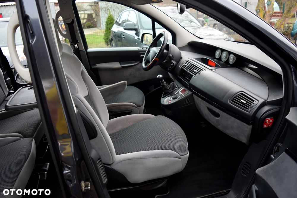 Citroën C8 2.0 HDi Style - 7