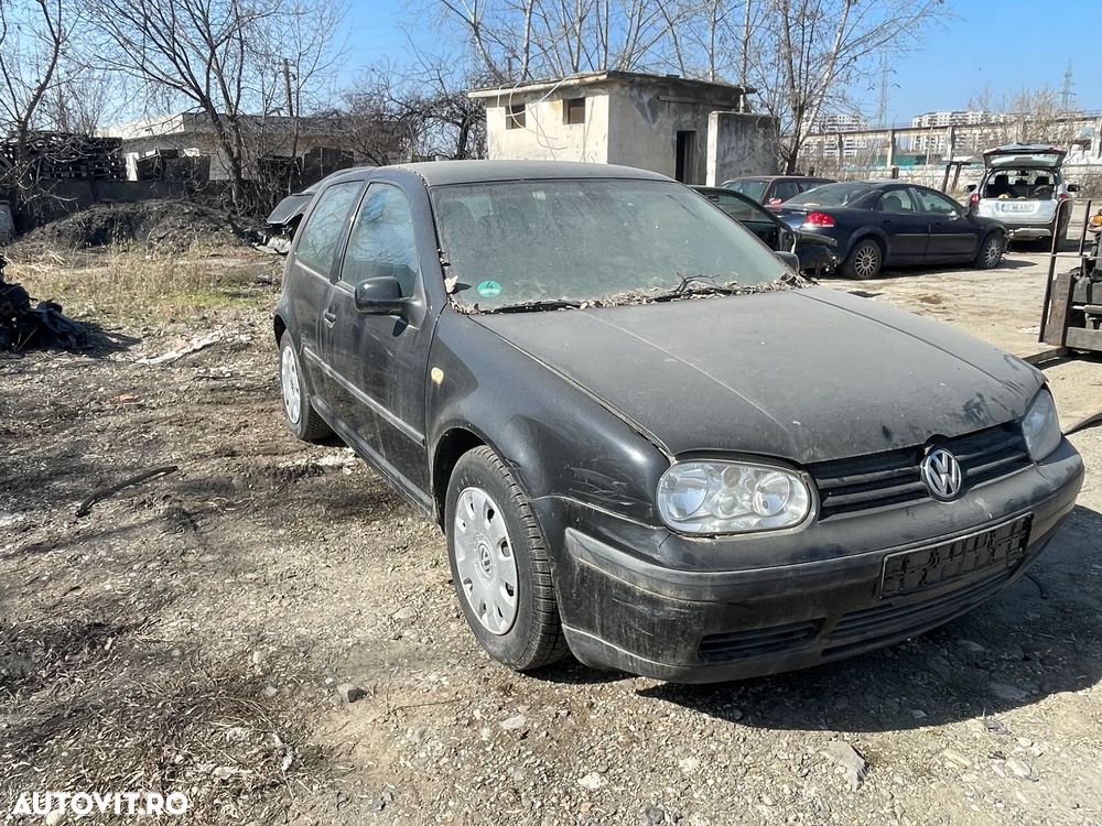 Dezmembrez Volkswagen Golf 4 Coupe AKL 1.6 8V 101CP - 2