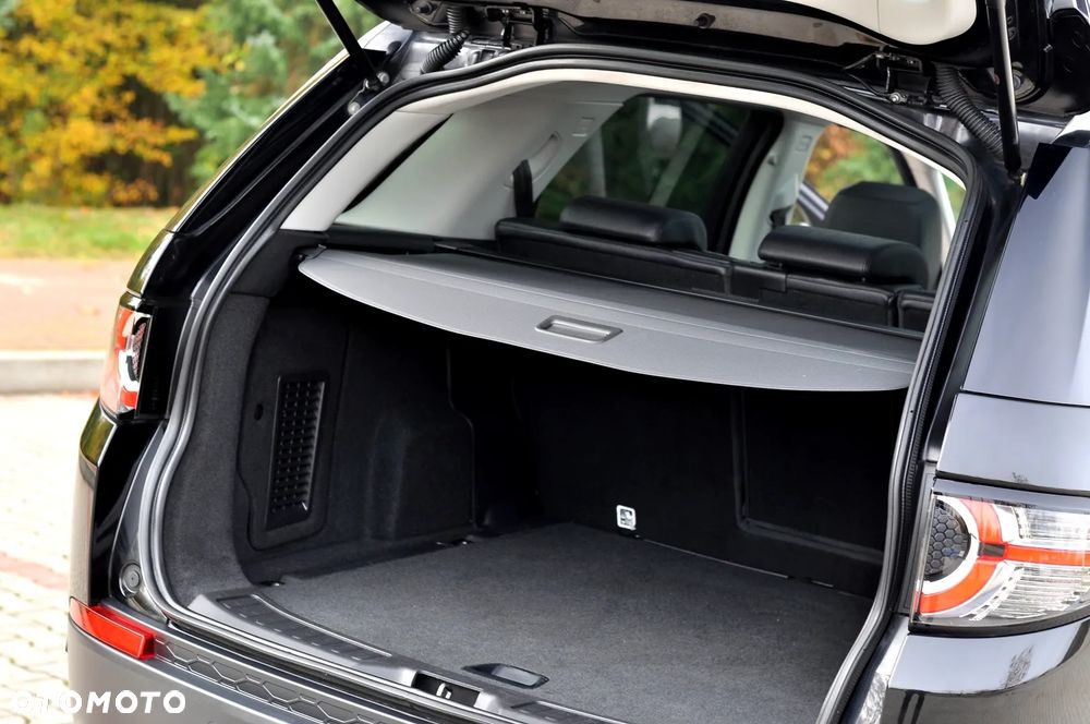 Land Rover Discovery Sport TD4 HSE Luxury - 14