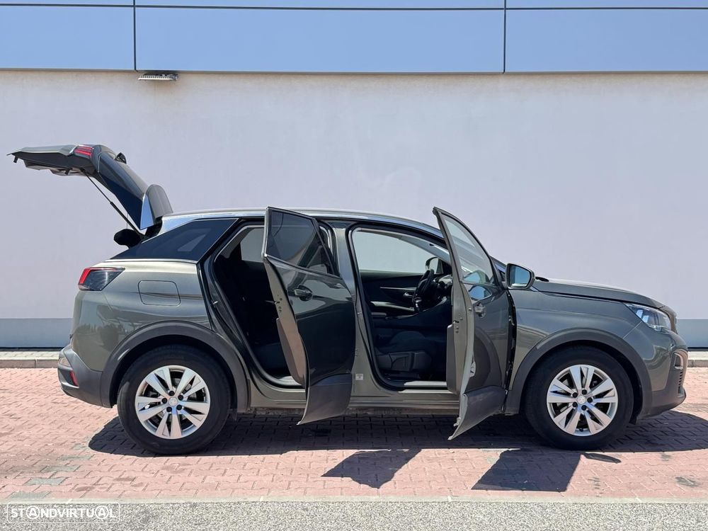 Peugeot 3008 1.5 BlueHDi Allure Baixo Consumo - 29