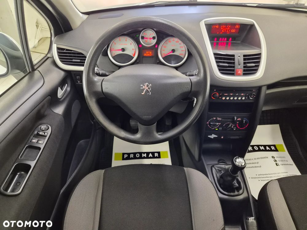 Peugeot 207 75 Urban Move - 40