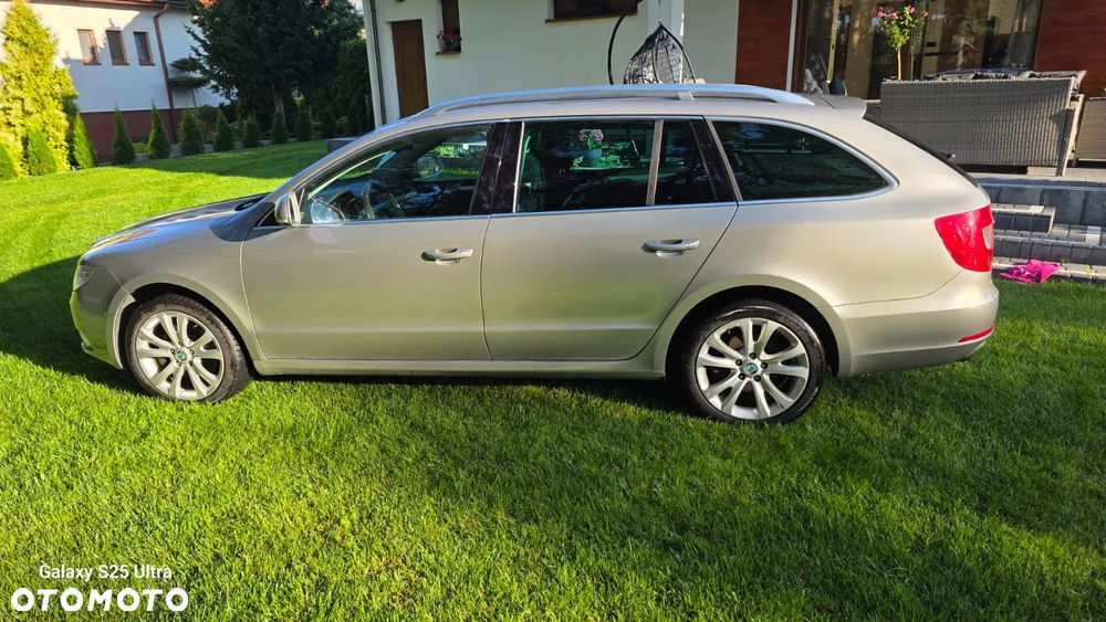 Skoda Superb 2.0 TDI Family - 16