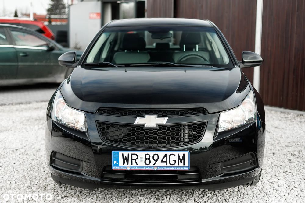 Chevrolet Cruze 1.6 LS - 8