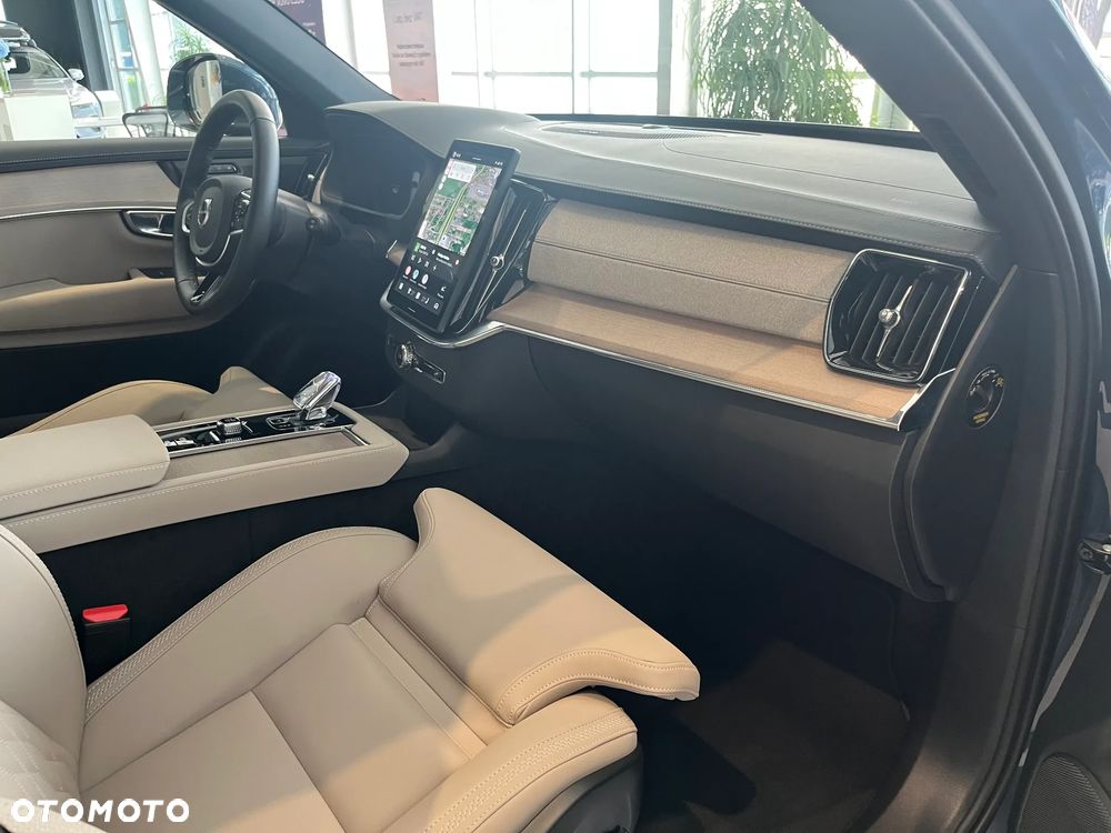 Volvo XC 90 B5 B AWD Plus Bright - 12