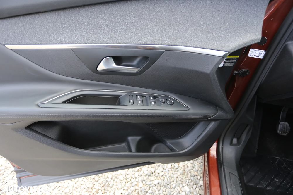 Peugeot 3008 PureTech 130 Stop & Start Allure - 10