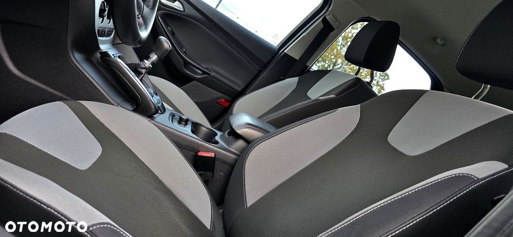 Ford Focus 1.6 EcoBoost Titanium - 6